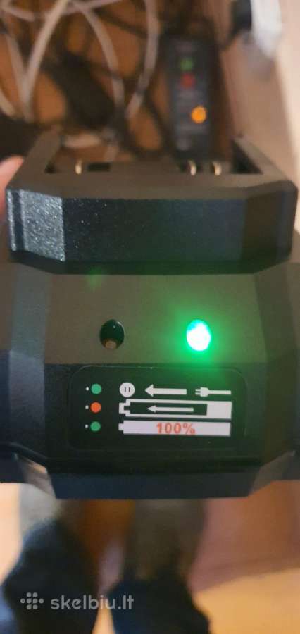 Universalus 18v-21v Lithium-ion greito įkrovimo st