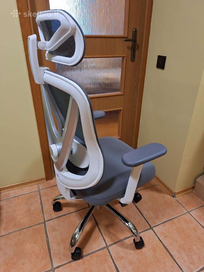 Ergonominė biuro kedė