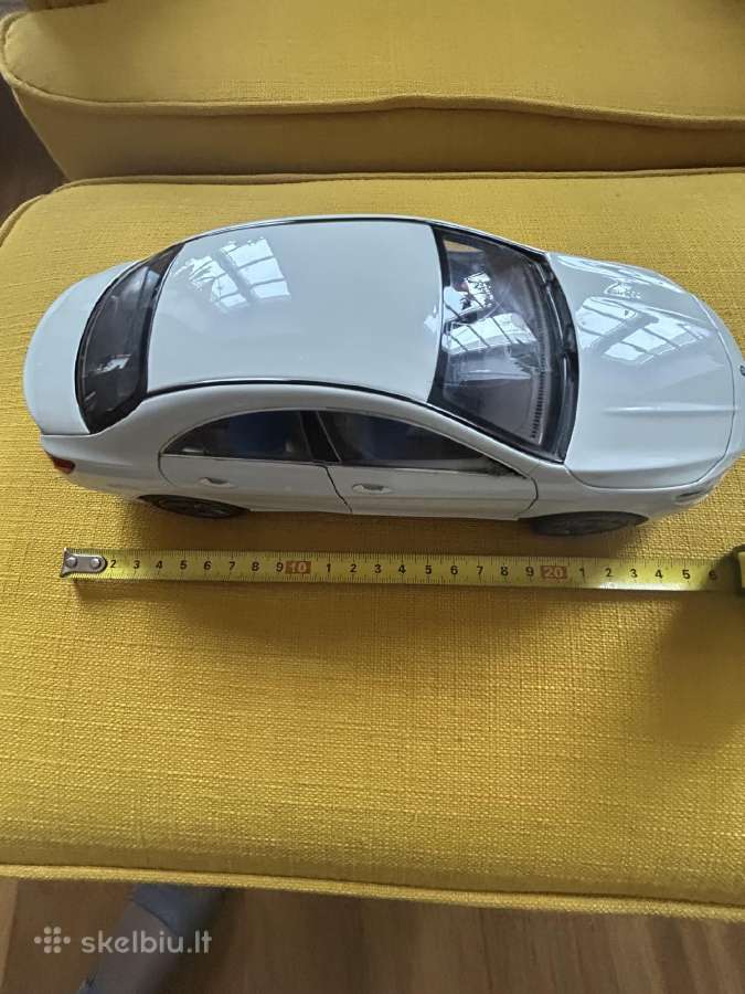 Automobilio modelis Mercedes Benz modeliukas - nuotraukos Nr. 7