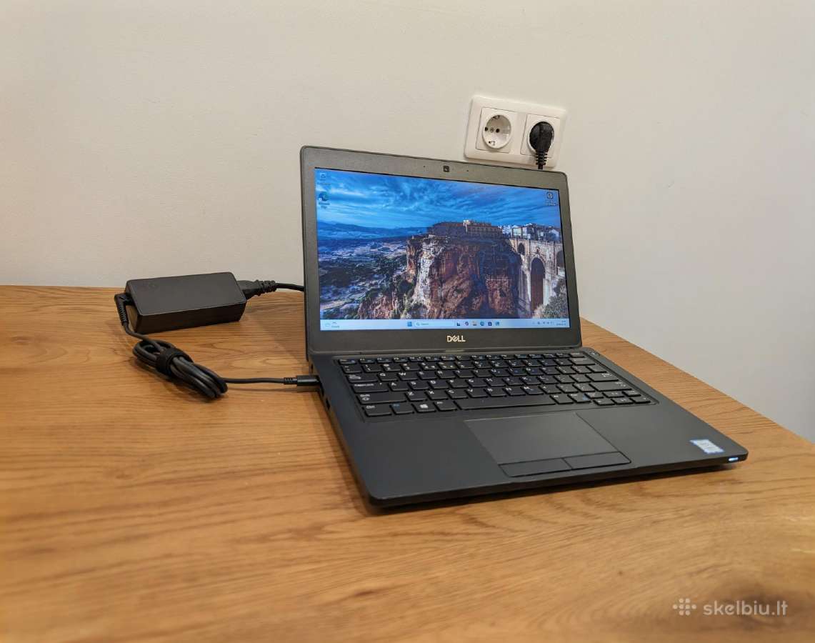 Dell Latitude 5290