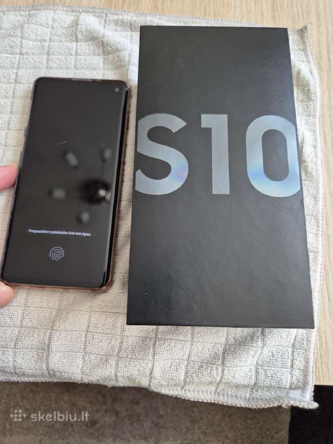 Samsung S10