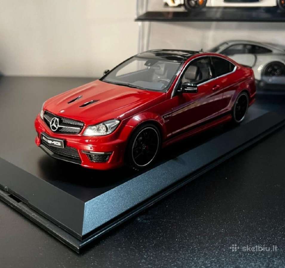 Mercedes Benz C63 Amg edition 507
