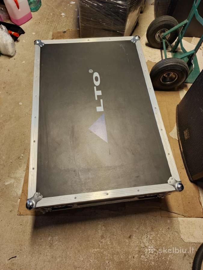 Koncertinis pultas Alto Typhoon 2400 - nuotraukos Nr. 12