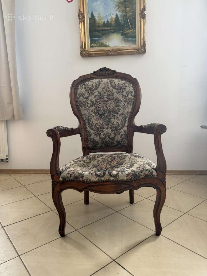 Klasikinis medinis krėslas su gobelenu