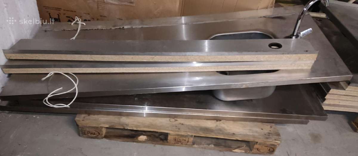 Naudota metaliniai stalviršiai