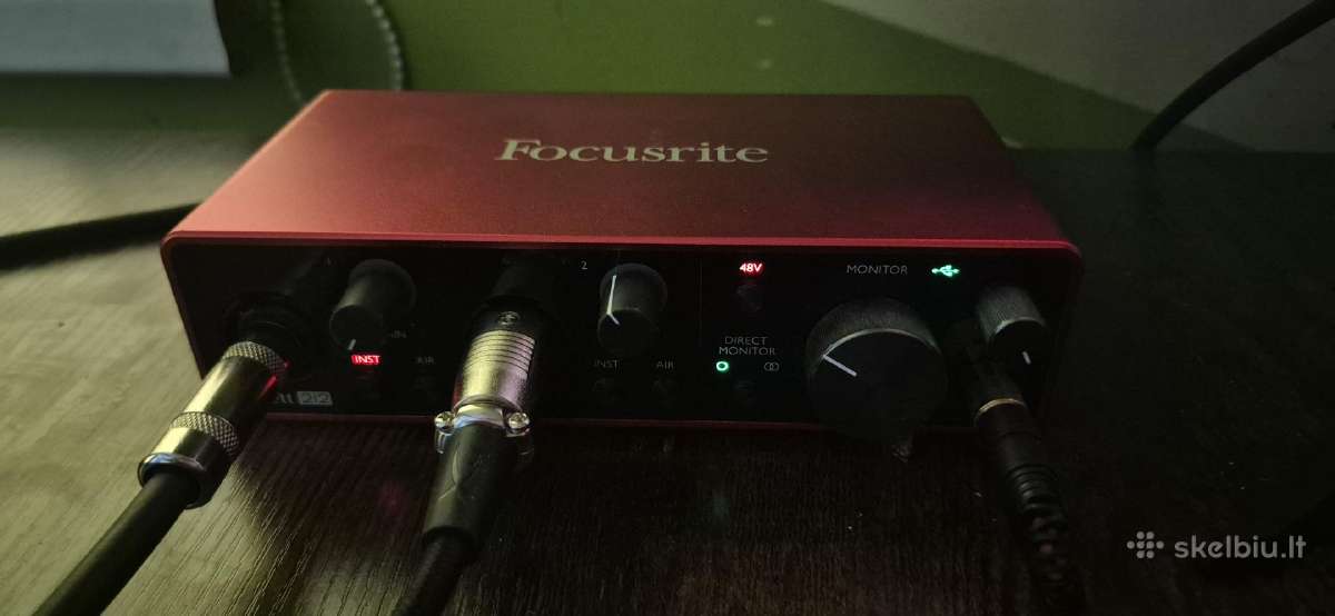 Focusrite Scarlett 2i2 (3rd Gen) - puikios būklės - nuotraukos Nr. 2