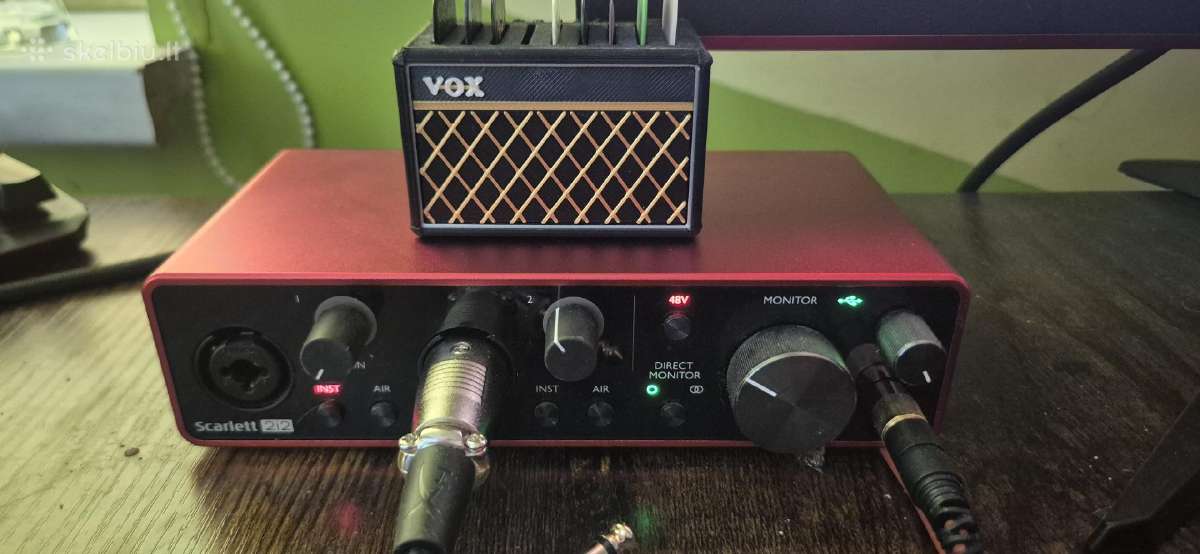 Focusrite Scarlett 2i2 (3rd Gen) - puikios būklės - nuotraukos Nr. 3