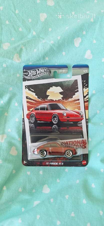 Hot wheels Porsche 911r Chase Silver series