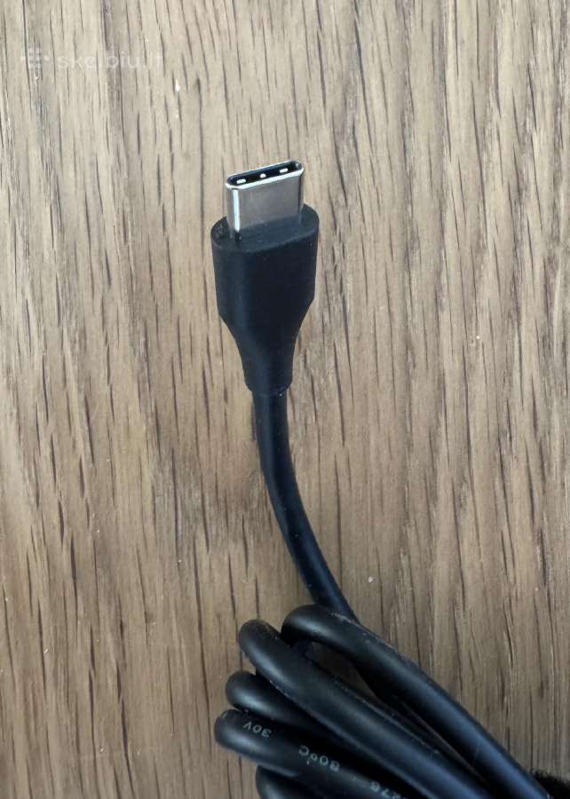 Originalus kroviklis Delta Adp-100xb B 100w Usb C - nuotraukos Nr. 2