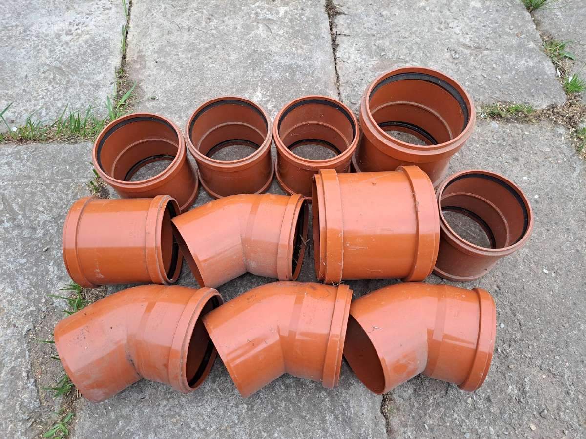 Lauko kanalizacijos vamzdžių fasoninės detalės