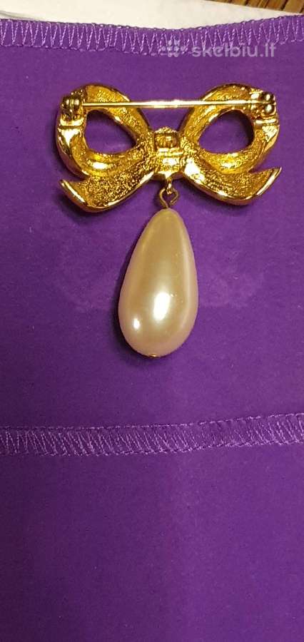 Auksu dengta, Elizabeth Taylor, kolekcijos sage - nuotraukos Nr. 3