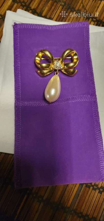 Auksu dengta, Elizabeth Taylor, kolekcijos sage - nuotraukos Nr. 7