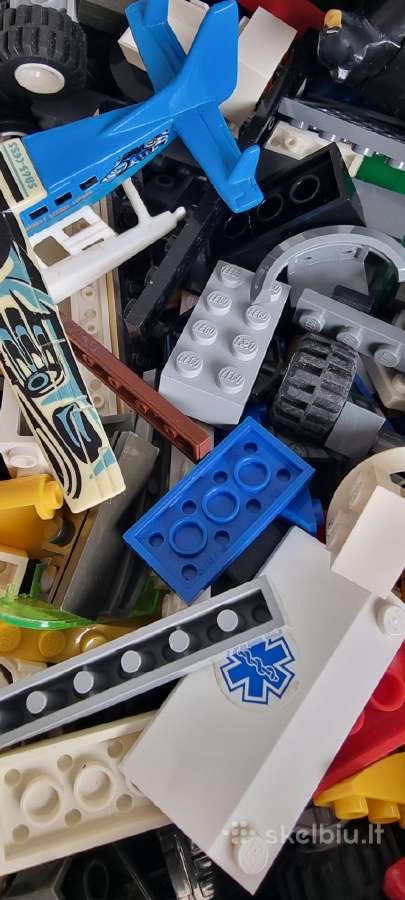 Parduodu Lego kaladėles, Burato 1:32 modeliukus - nuotraukos Nr. 2