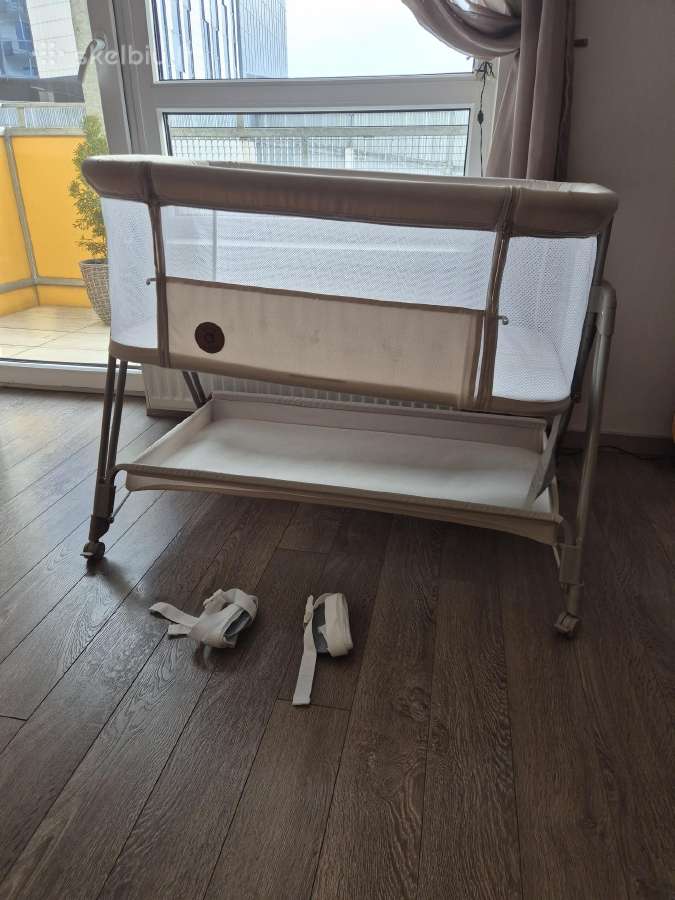 Lionelo Luna pastatoma lovytė/lopšys