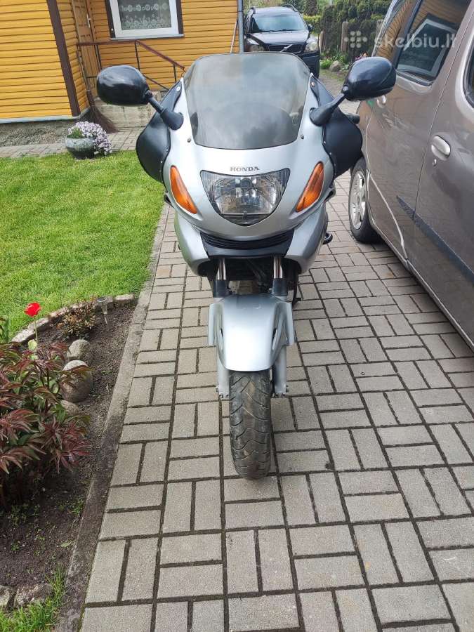 Parduodu Honda Nt650v 2004 m. Prabėgus 56k km - nuotraukos Nr. 6