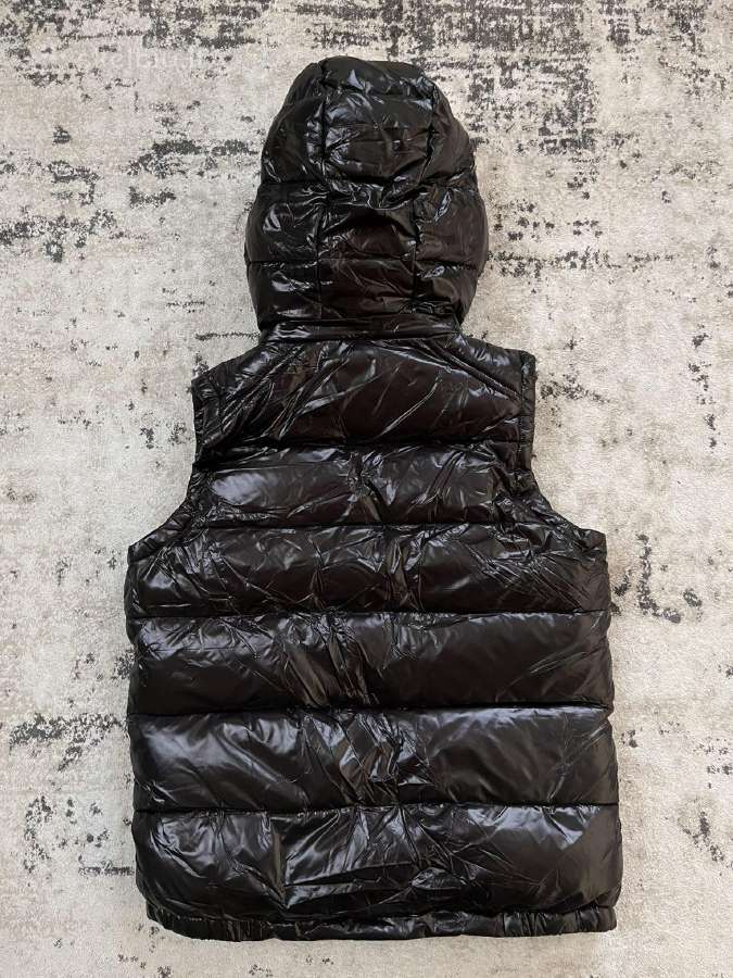 Moncler Liemenė - nuotraukos Nr. 8