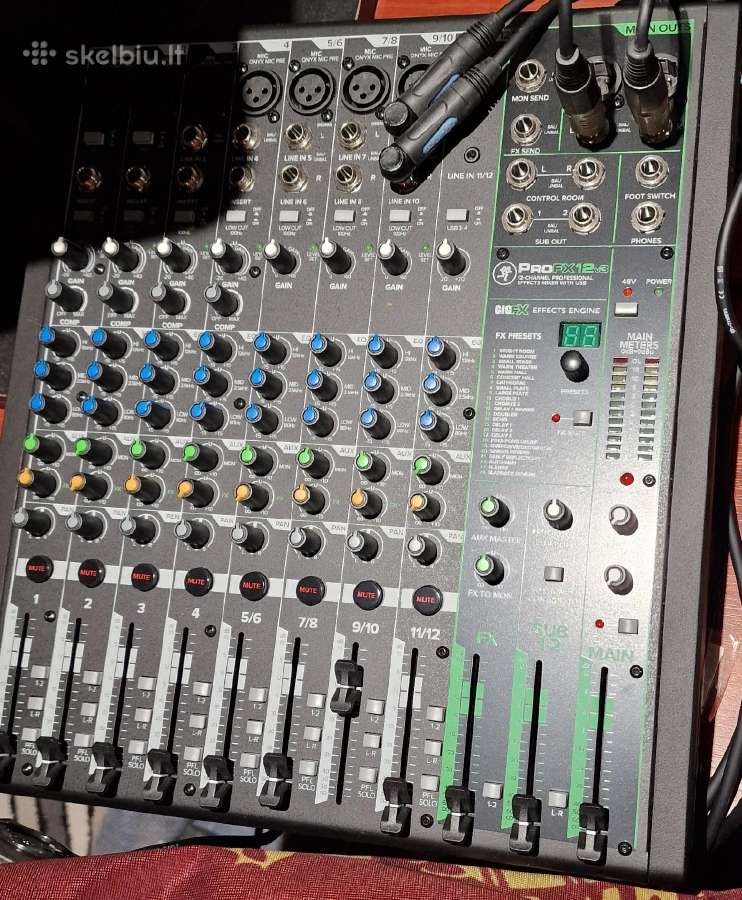 Mackie Profx12v3 pultas