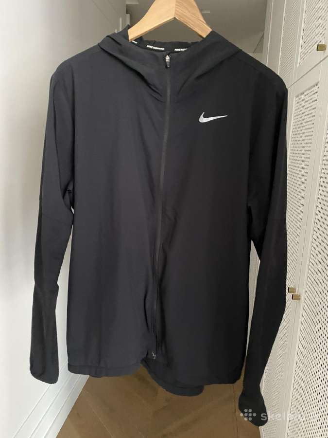 Nike vyr. striuke