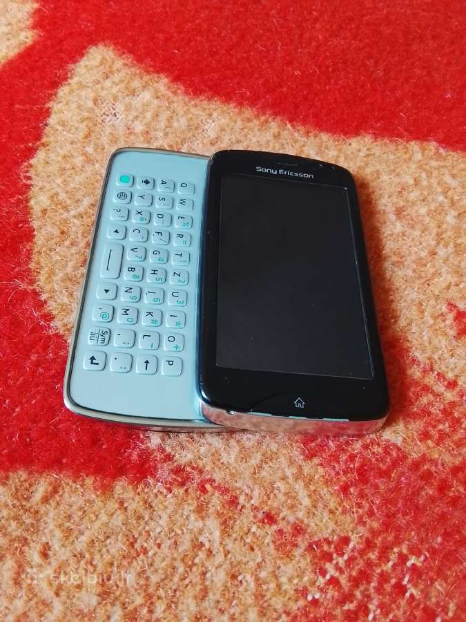 Sony Ericsson Ck15i
