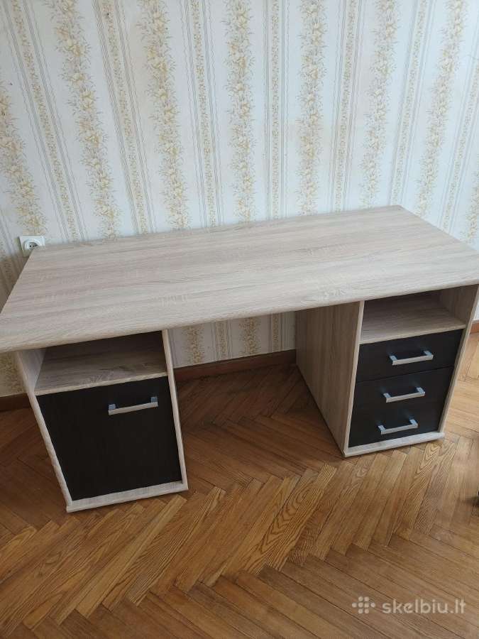 Rašomasis stalas