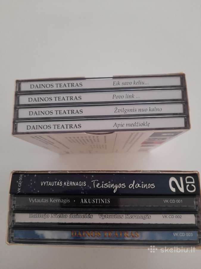 Parduodu Vytauto Kernagio ploksteles ir CD diskus