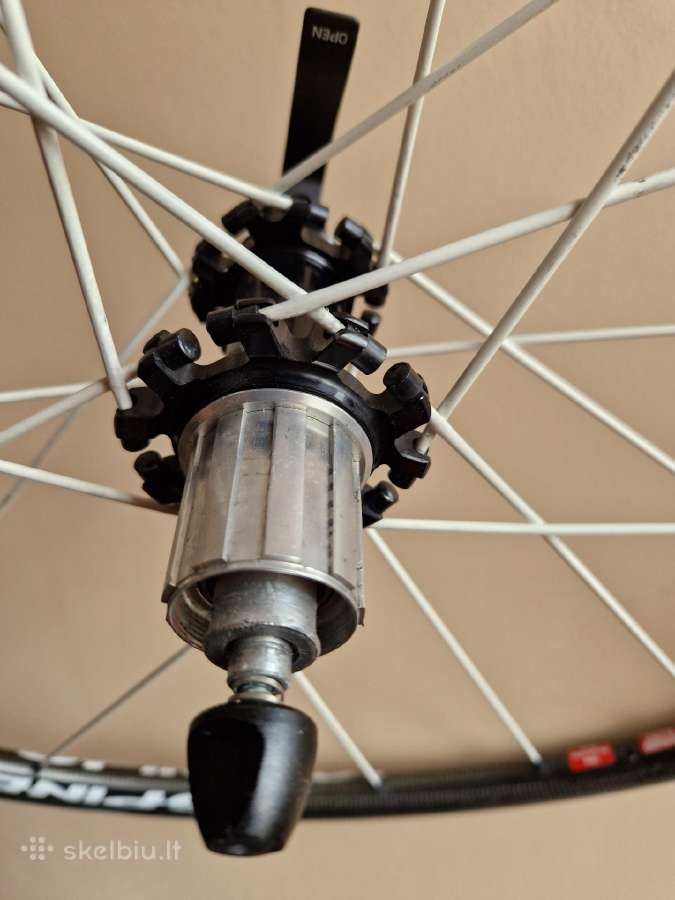1300 g lightweight ratai. 28" full carbon. - nuotraukos Nr. 4