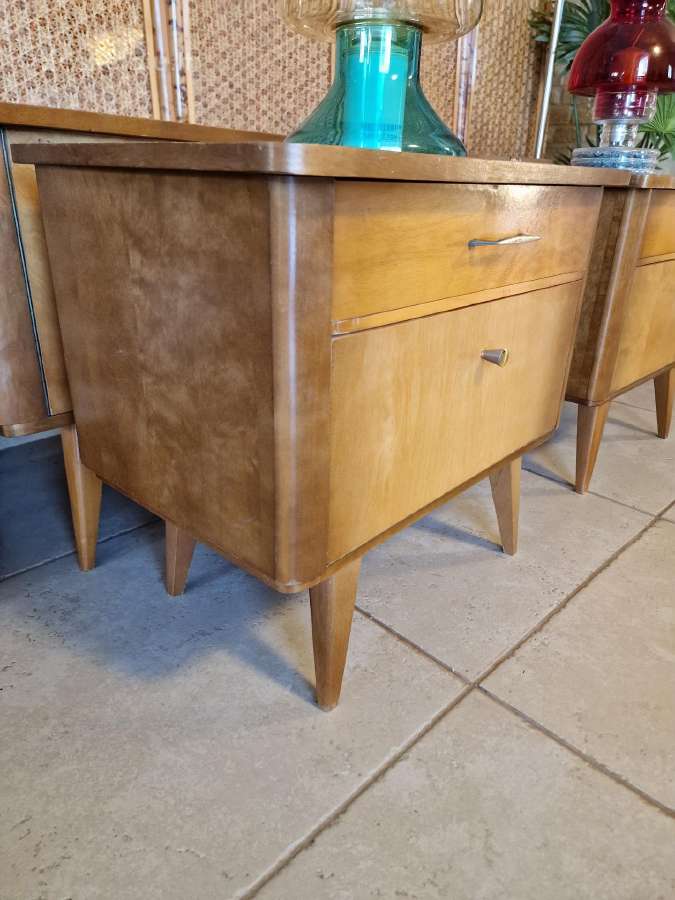 Vintažinės mid century miegamojo spintelės - nuotraukos Nr. 29
