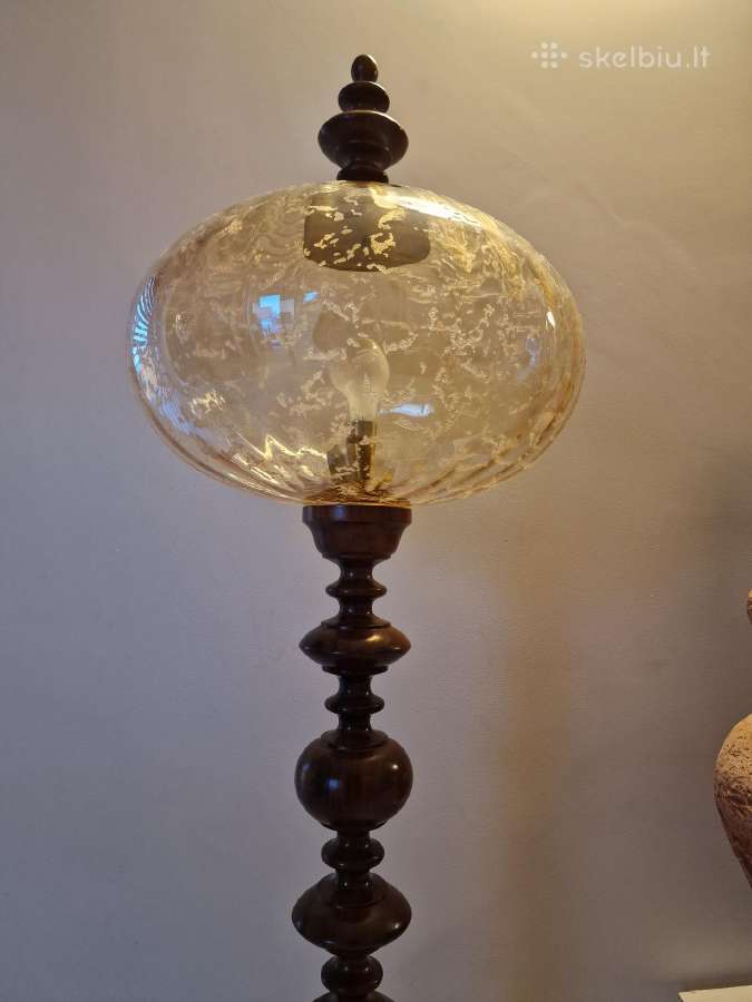 Vintažinis mid century tikmedžio masyvo toršeras - nuotraukos Nr. 4