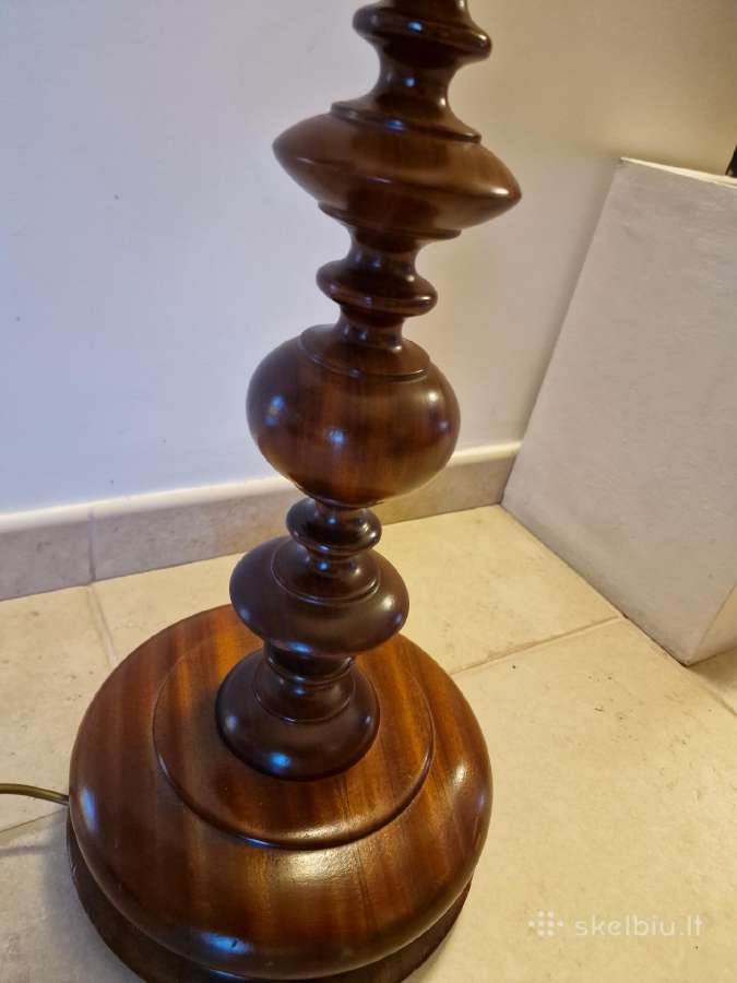 Vintažinis mid century tikmedžio masyvo toršeras - nuotraukos Nr. 9