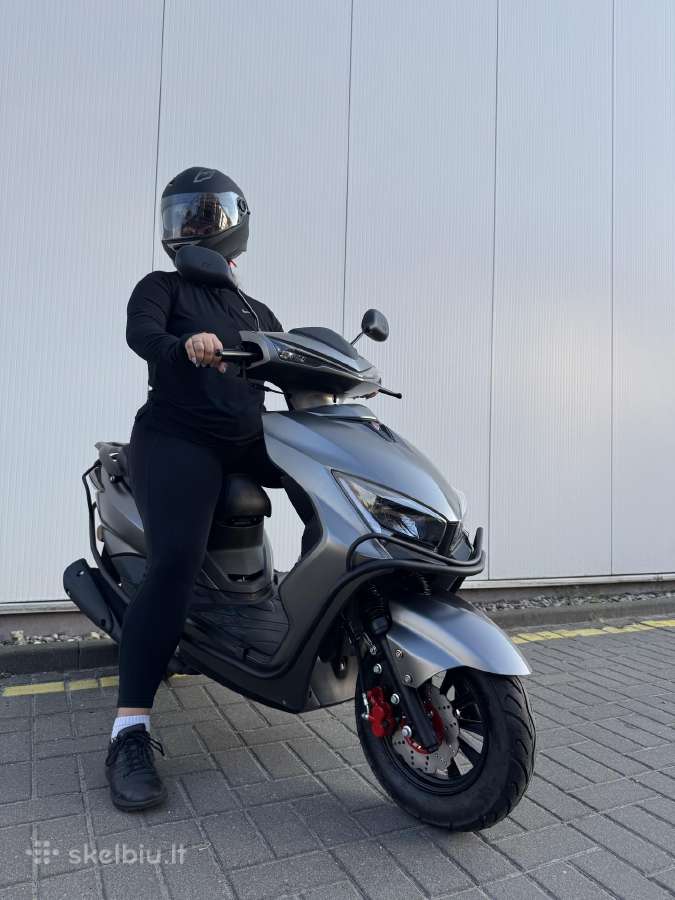 Yamaha Cygnus 49cc 3kw -Pristatymas i namus per 3h - nuotraukos Nr. 6