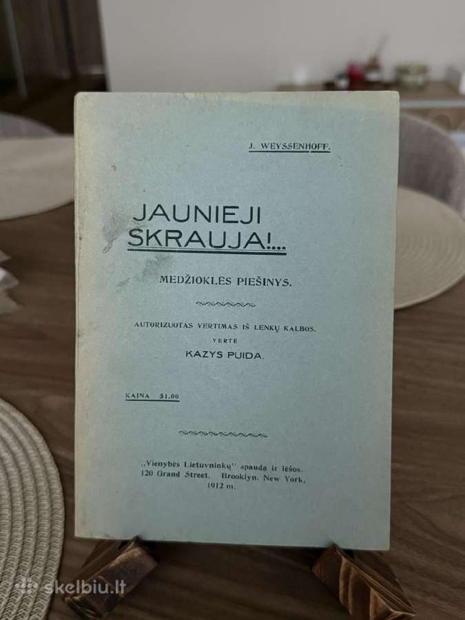 Jaunieji skrauja!. Medžioklės piešinys 1912 m.