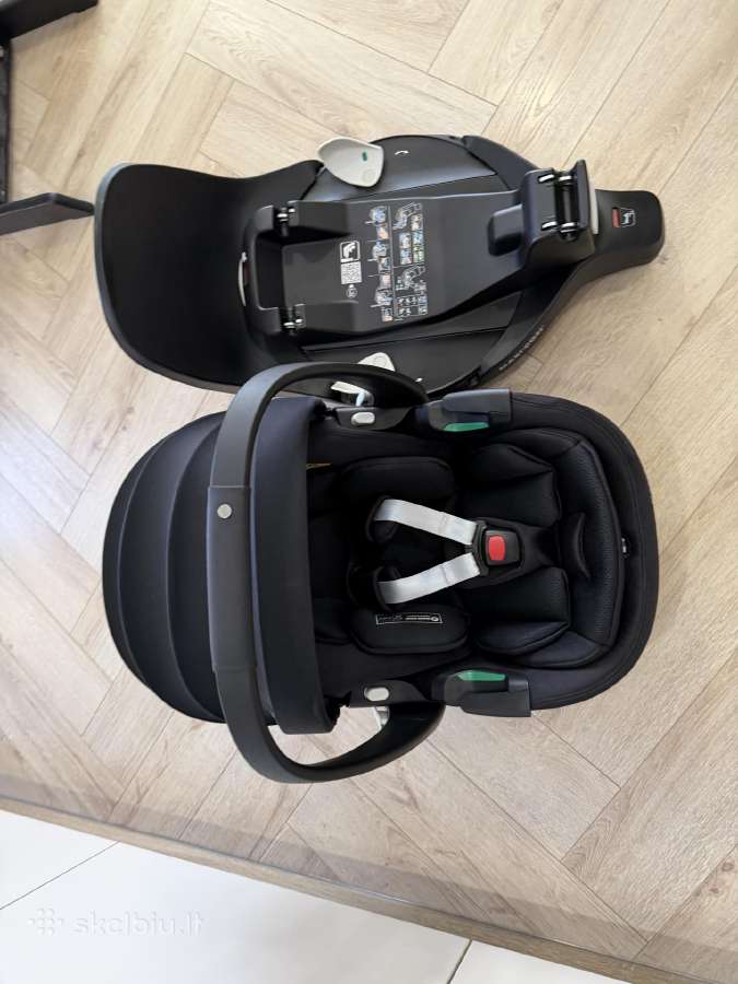 Maxi pable 360 kėdutė su baze