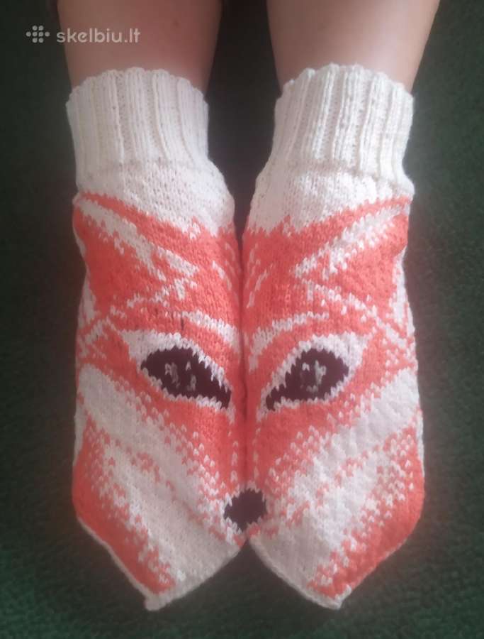 Rankų darbo megztos pirštinės "Lapė"