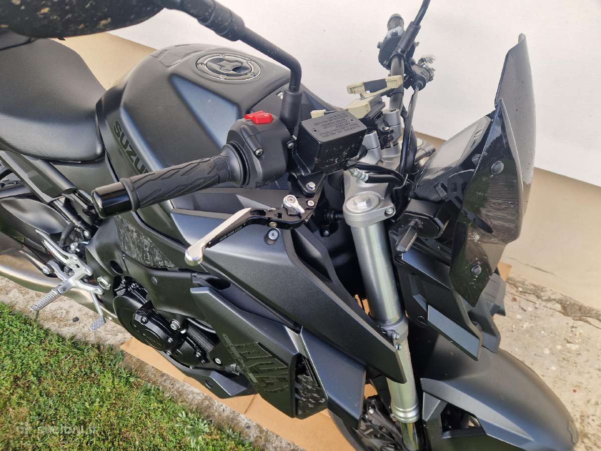 Parduodamas puikaus stovio suzuki gsx 950 S - nuotraukos Nr. 11