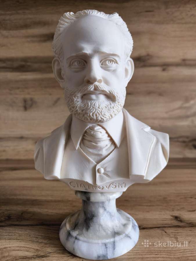 Čaikovskio biusto marmurinė skulptūrą