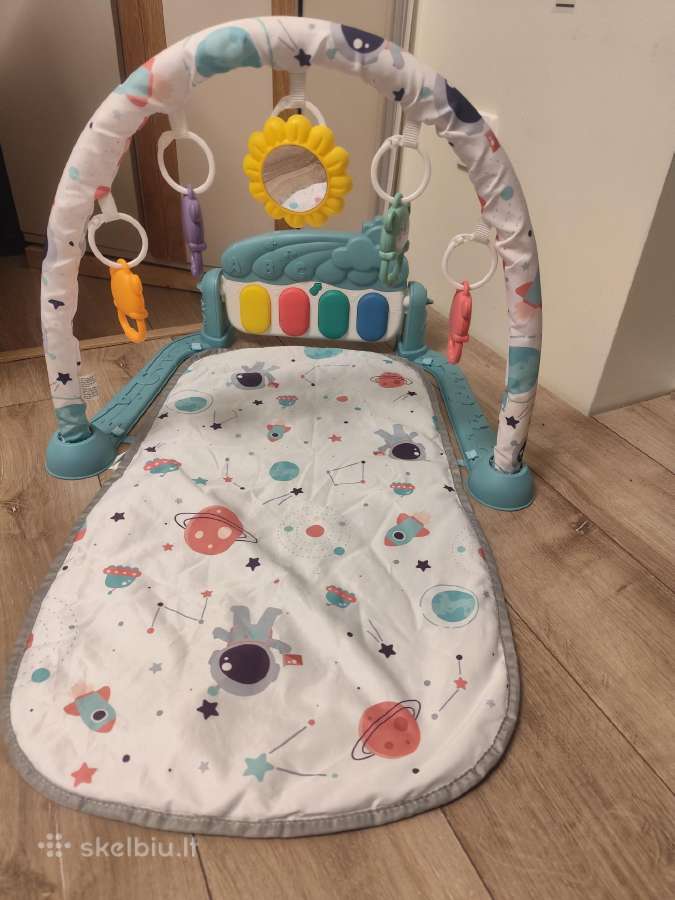 Lavinamasis kilimėlis kūdikiui