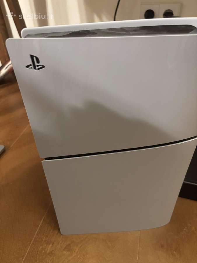 Playstation 5 slim su viskuo turiu ir dėžę - nuotraukos Nr. 5