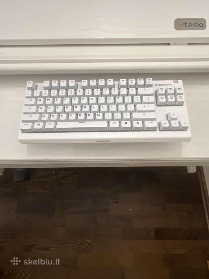 Parduodu Steelseries klaviatūrą.naudota 1 sav