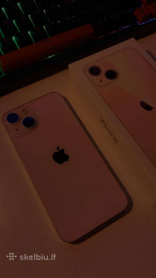 iPhone 13