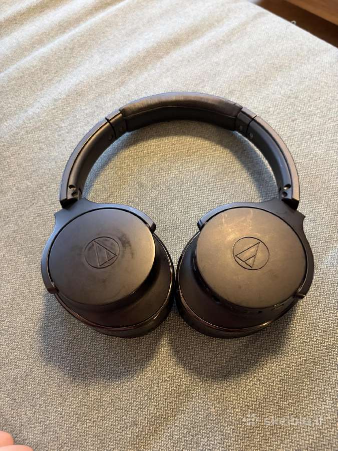Ausines Audio Technica