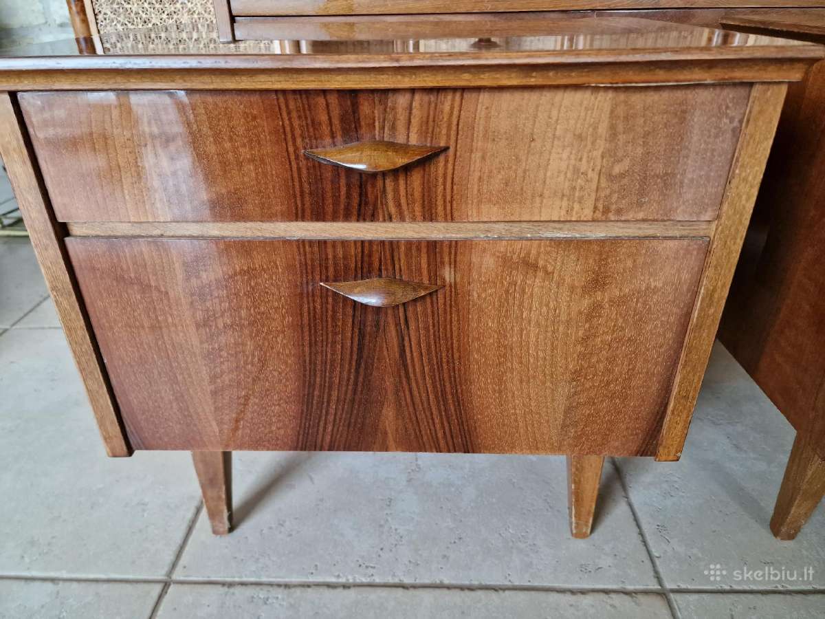 Vintažinės mid century miegamojo spintelės - nuotraukos Nr. 22