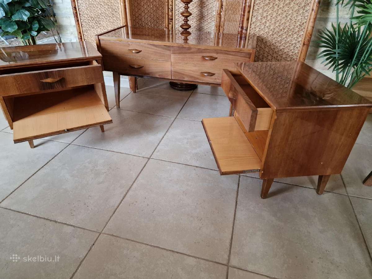 Vintažinės mid century miegamojo spintelės - nuotraukos Nr. 26