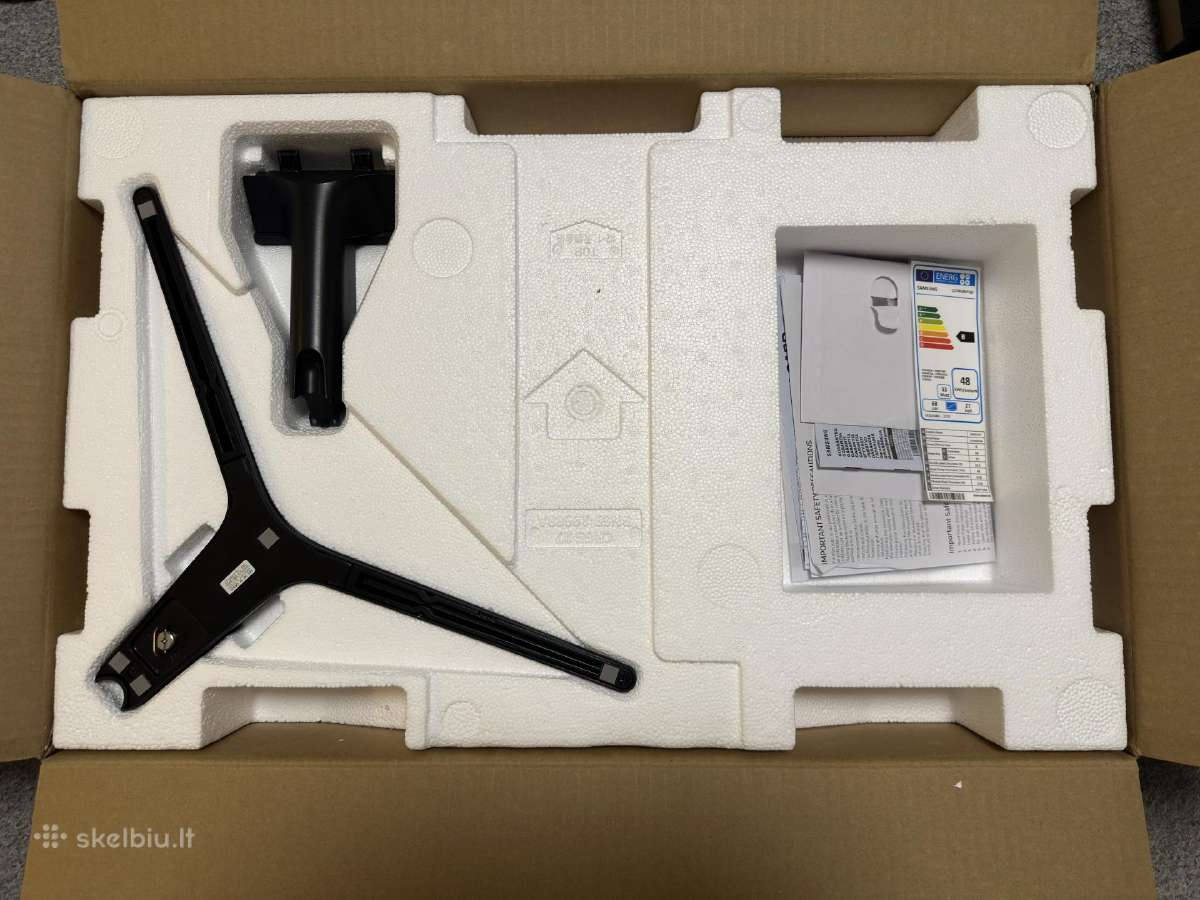 Daužtas monitorius Samsung Lc27rg50fqu - nuotraukos Nr. 10