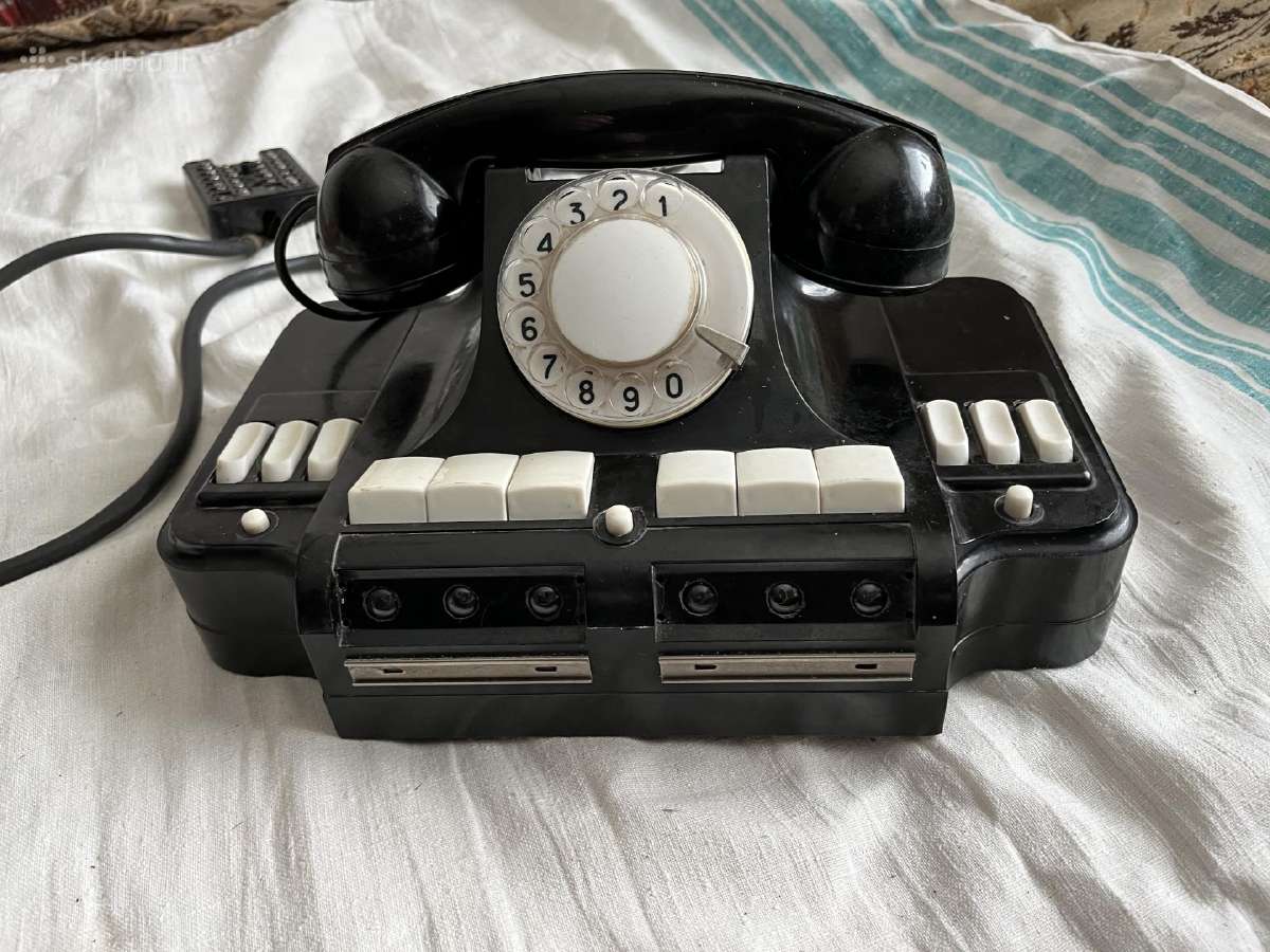 Senovinis 6-ių linijų telefonas Kd-6