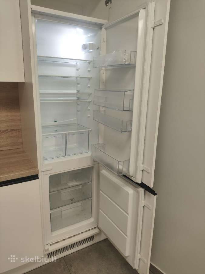 Parduodamas virtuvė su l.geru šaldytuvu Electrolux - nuotraukos Nr. 2