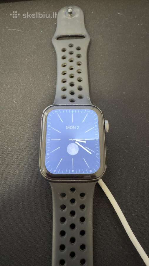 Apple Watch 5 Nike Edition 44mm Aluminium&ceramic - nuotraukos Nr. 2