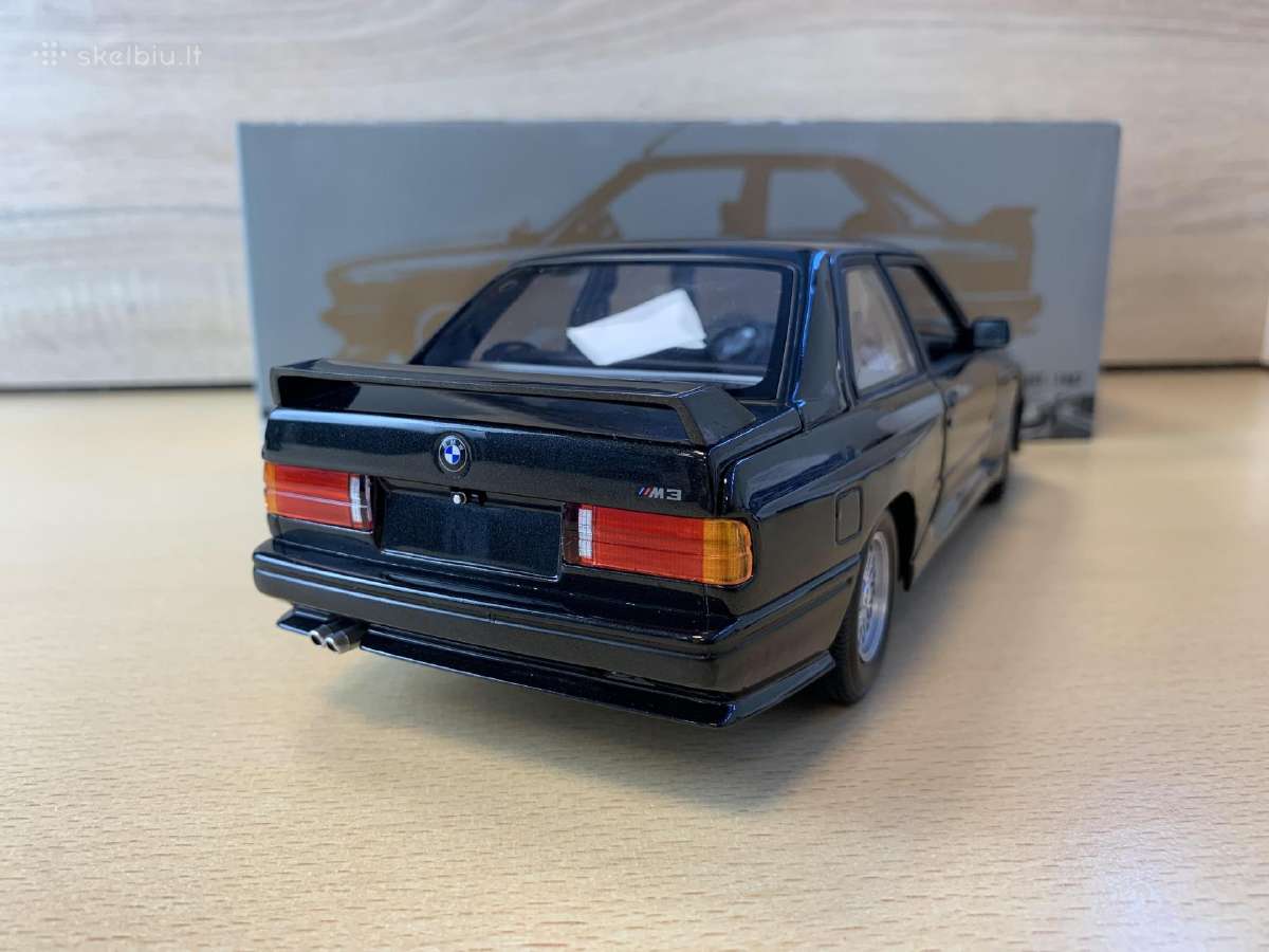 Bmw M3 (E30) Street EVO, 1989 - 1:18 Minichamps - nuotraukos Nr. 3