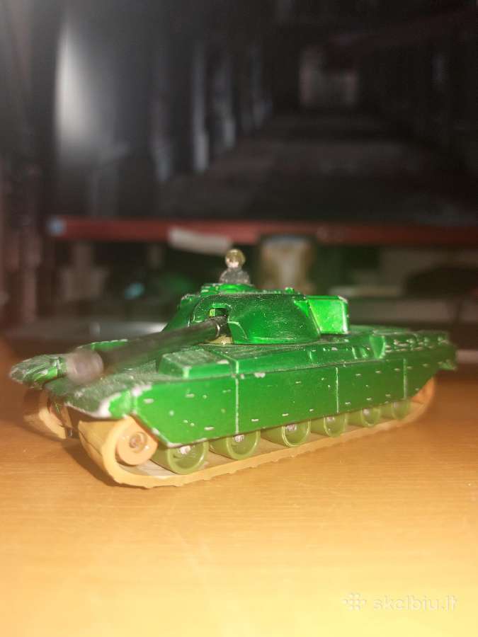 Matchbox Battle Kings K-103 Chieftain Tank