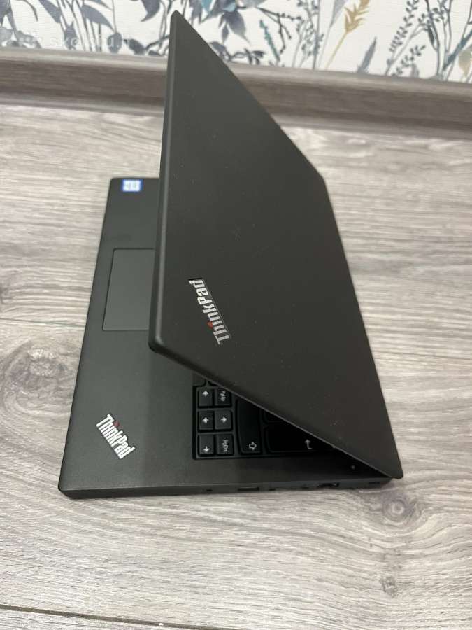 Lenovo kompiuteris su Bmw diagnostikos įranga - nuotraukos Nr. 3