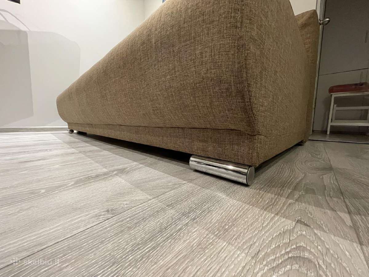 Parduodama sofa su miegamaja dalimi - nuotraukos Nr. 7